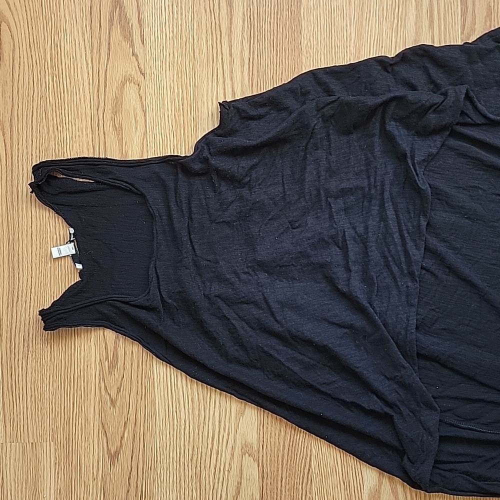 Express Tank Top - Picture 2 of 3